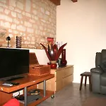 Loire Escapes - Maison D'hibou Berrie