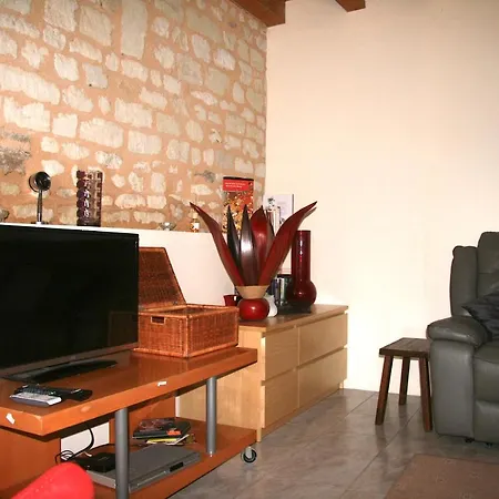 Loire Escapes - Maison D'hibou Berrie