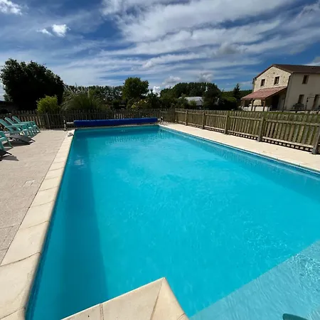 Loire Escapes - Maison D'hibou Berrie
